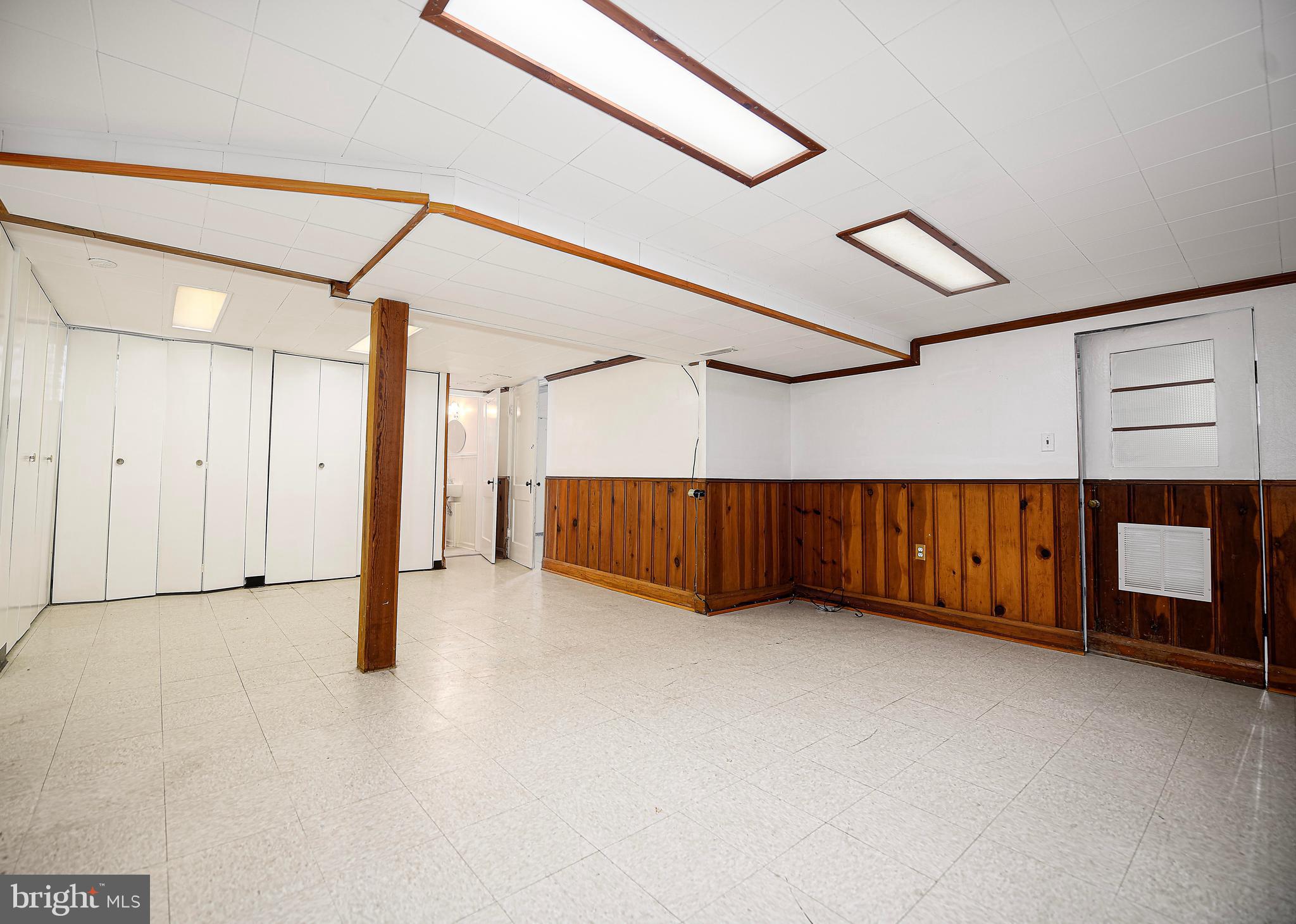 OVERLEA MANOR - Residential