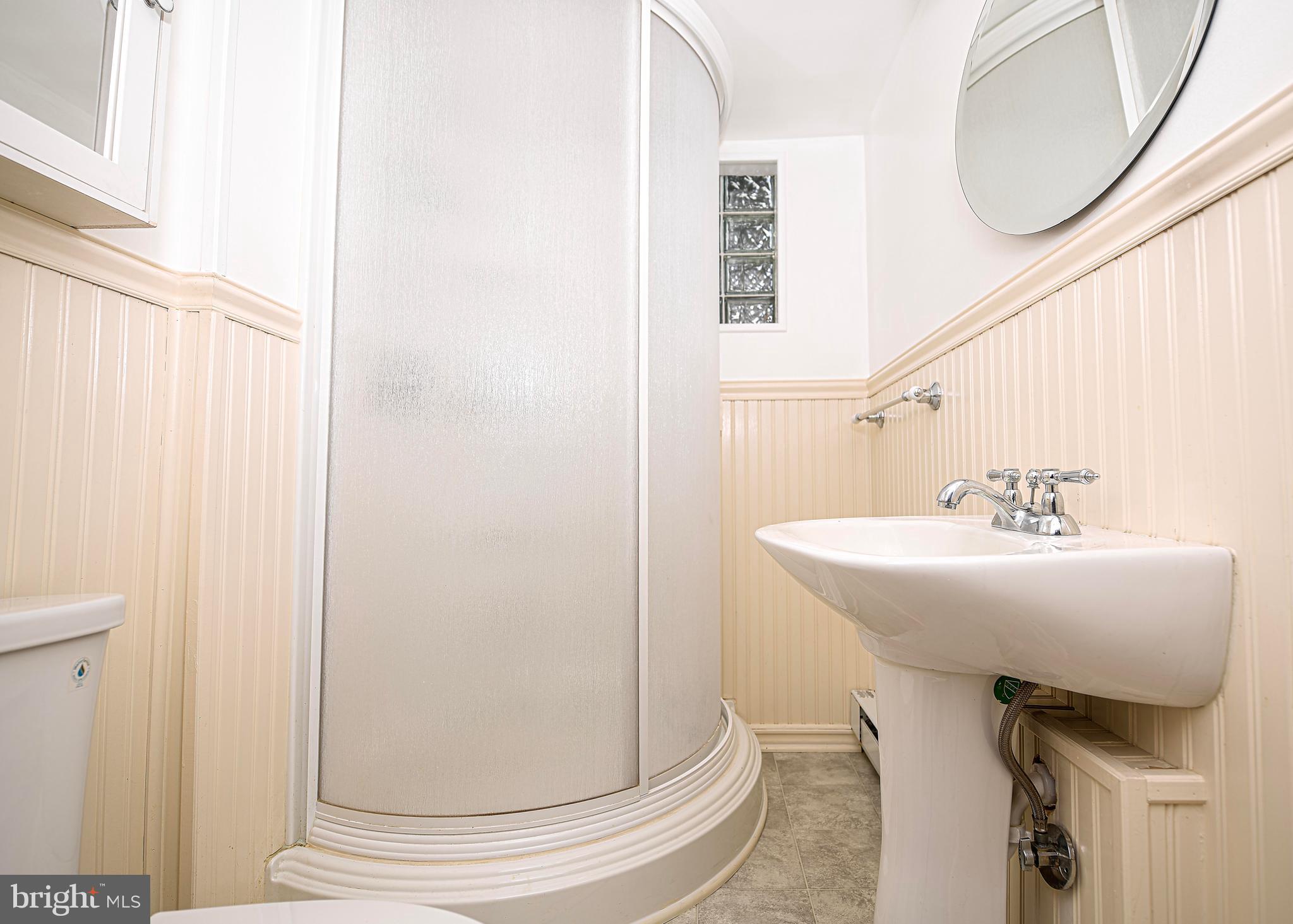 OVERLEA MANOR - Residential