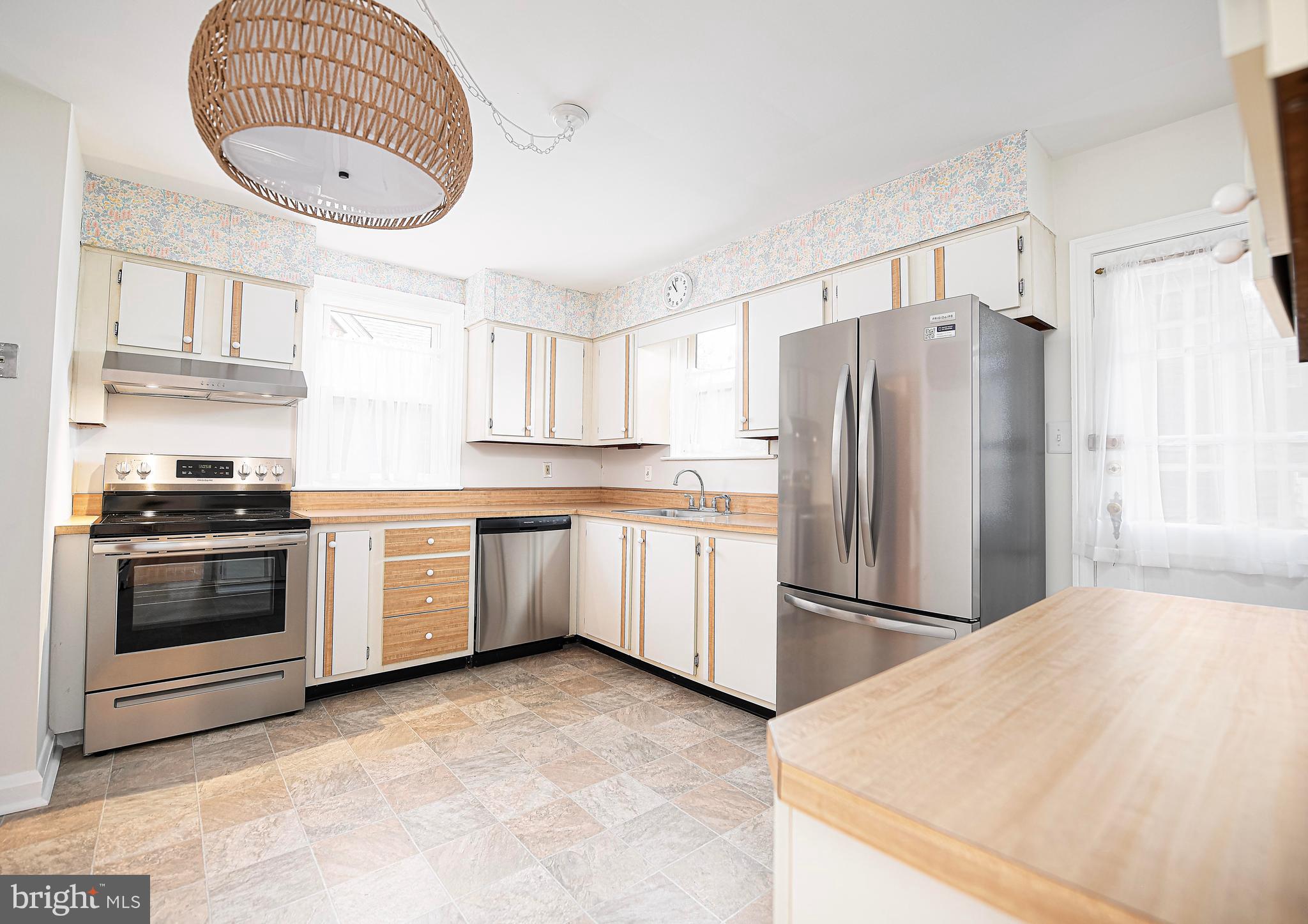 OVERLEA MANOR - Residential