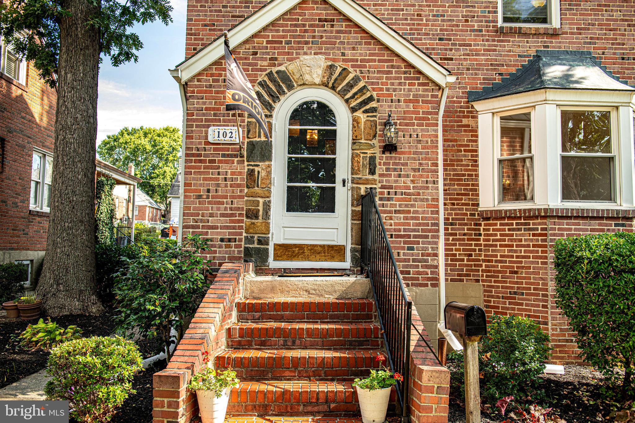 OVERLEA MANOR - Residential