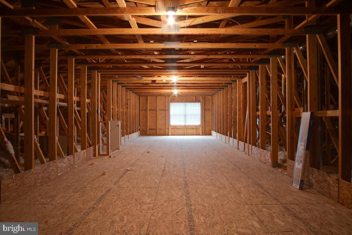 EMERALD POINTE - Residential