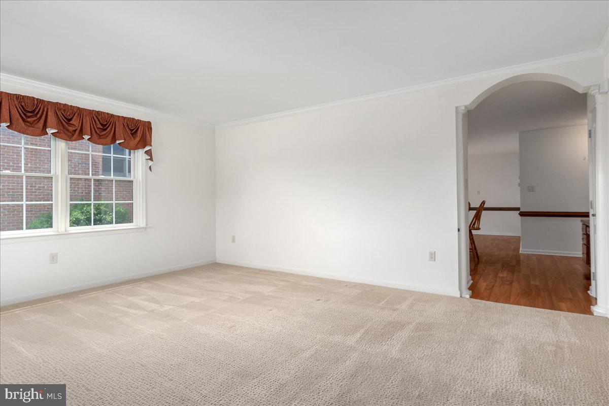 EMERALD POINTE - Residential