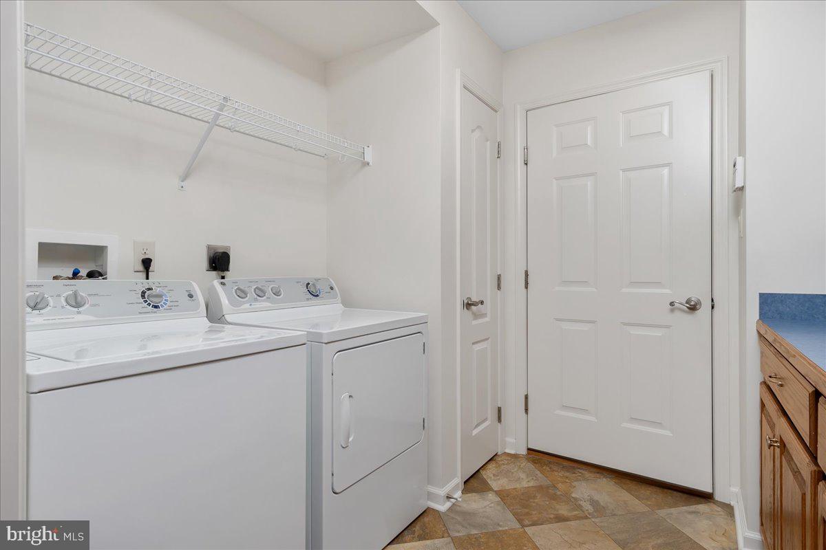 EMERALD POINTE - Residential