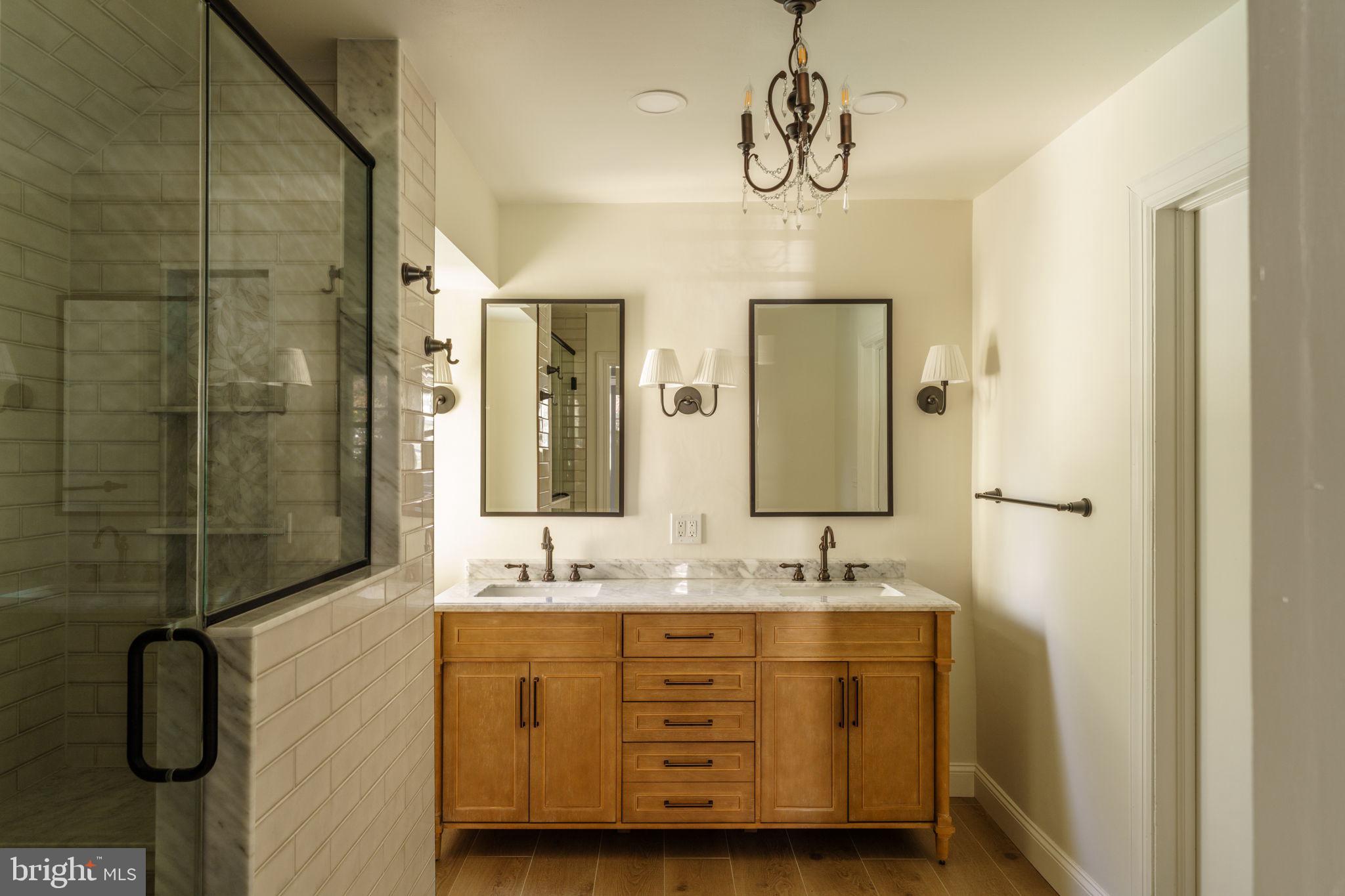 JENKINTOWN MANOR - Residential