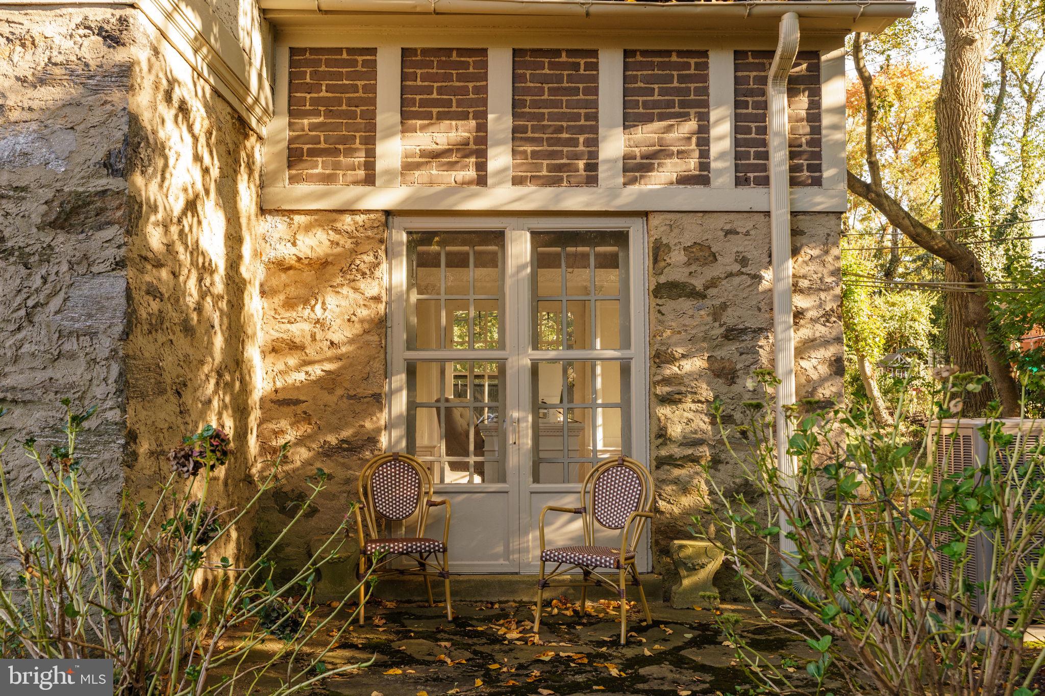 JENKINTOWN MANOR - Residential