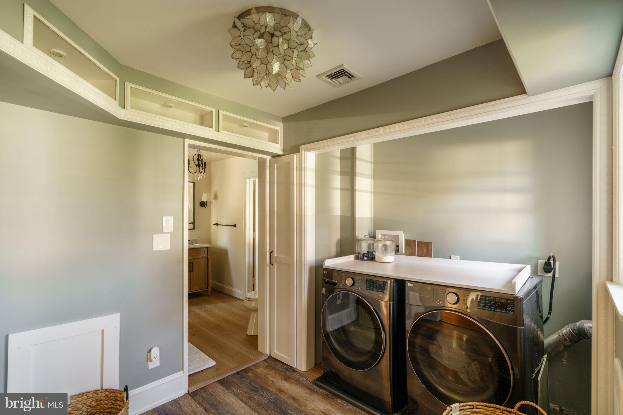 JENKINTOWN MANOR - Residential