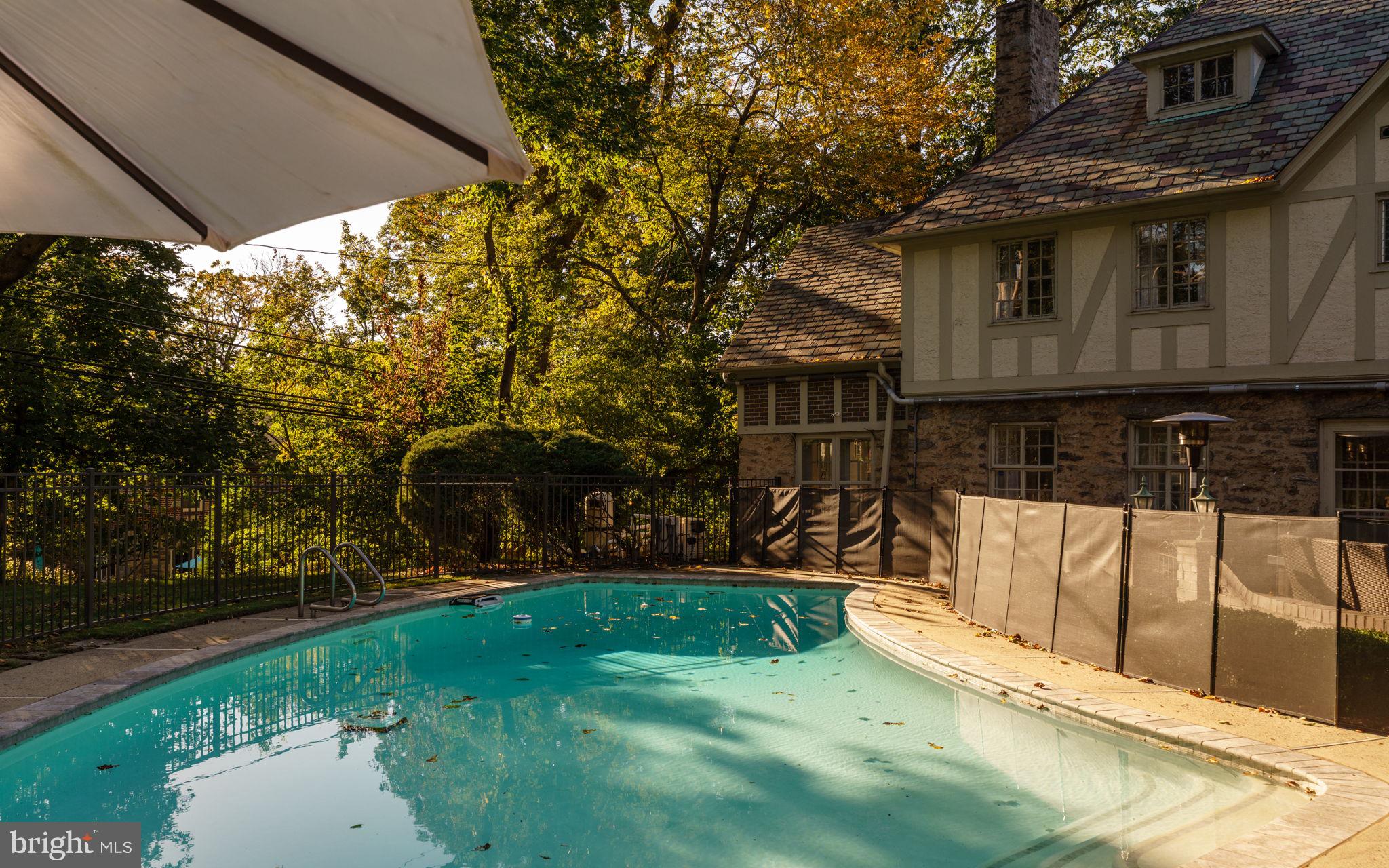 JENKINTOWN MANOR - Residential