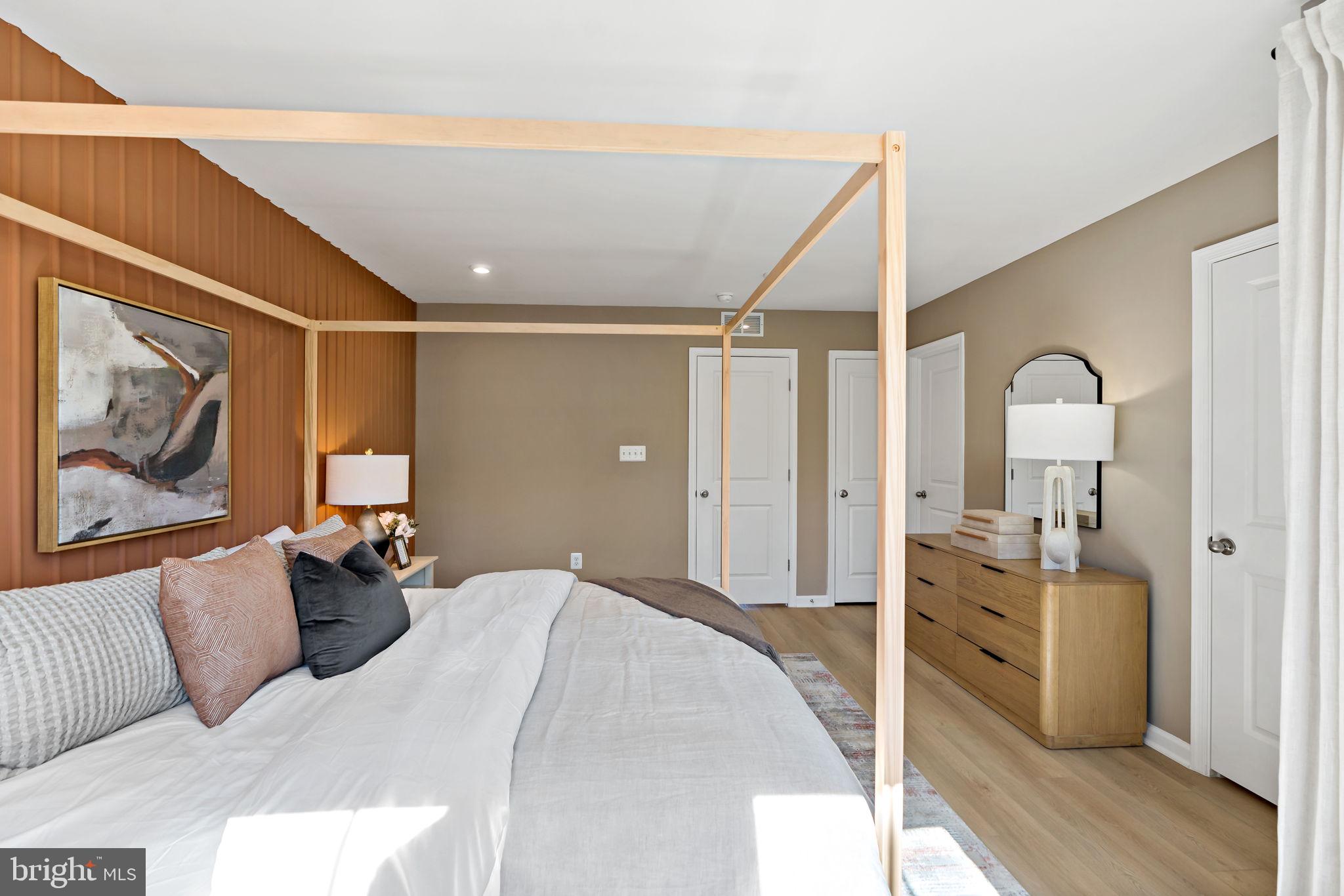 VILLAGES AT COURTHOUSE SQUARE - Residential