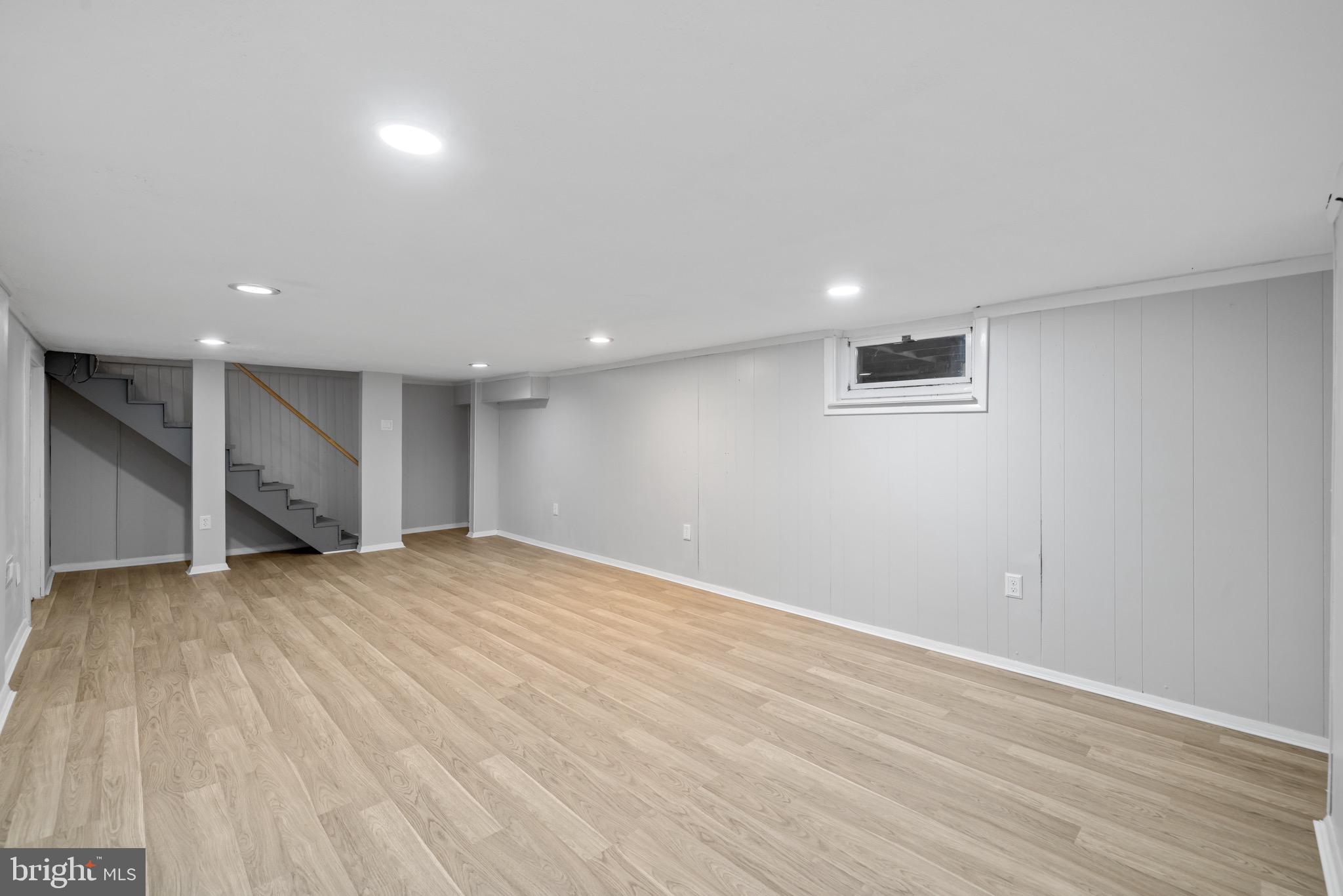 MILL CREEK SOUTH - Residential