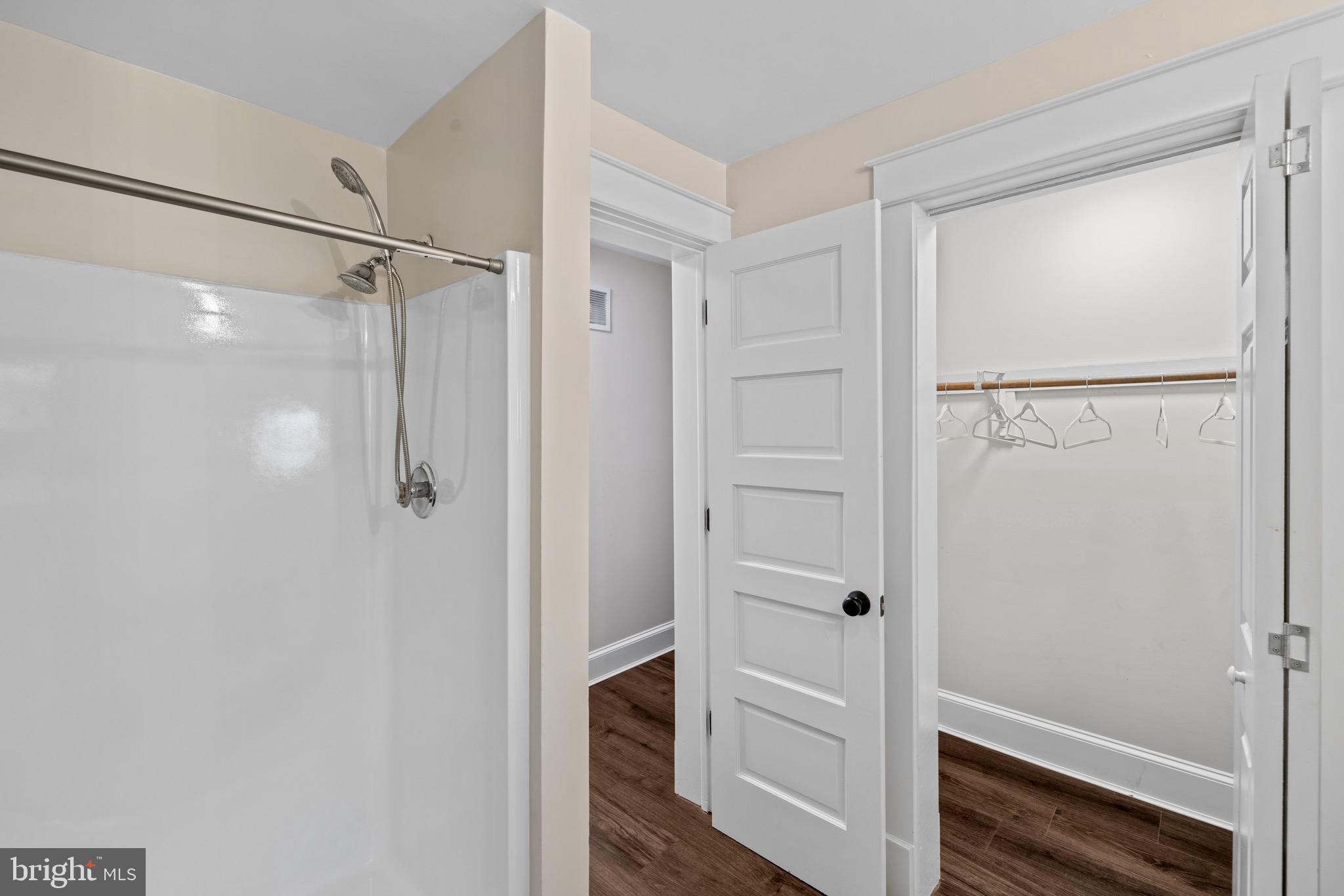 MILL CREEK SOUTH - Residential