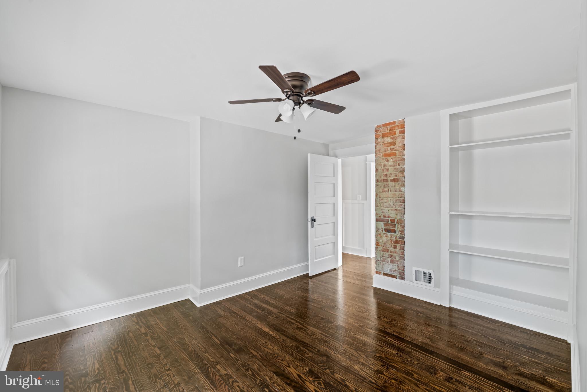 MILL CREEK SOUTH - Residential