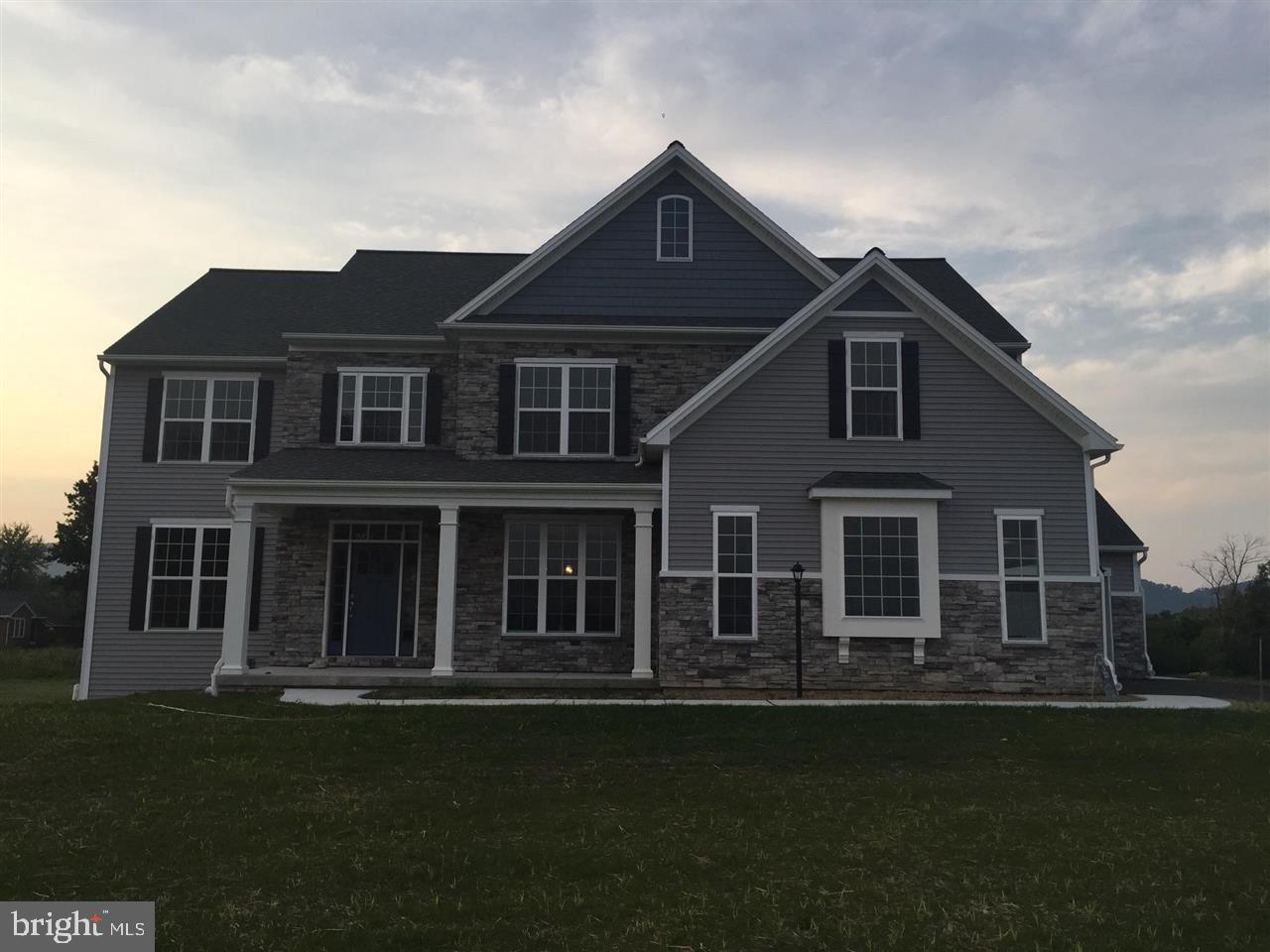 For comp purposes only. Call list agent for additional info. Taxes are calculated on lot only.