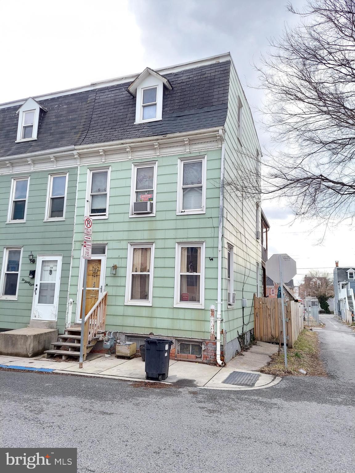 FARQUHAR PARK - Residential