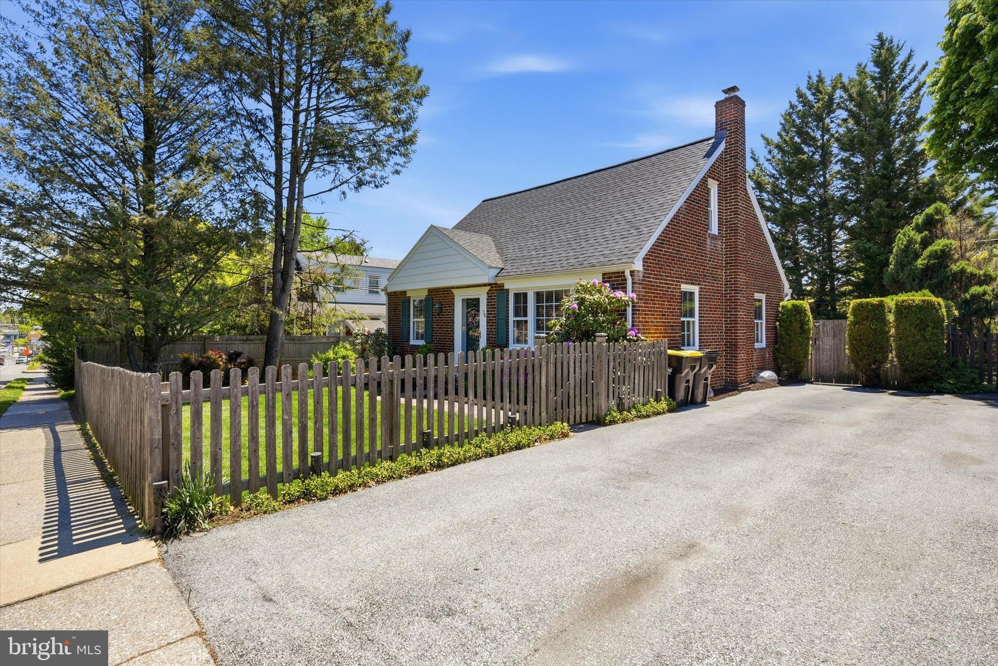 36 PAOLI PIKE
