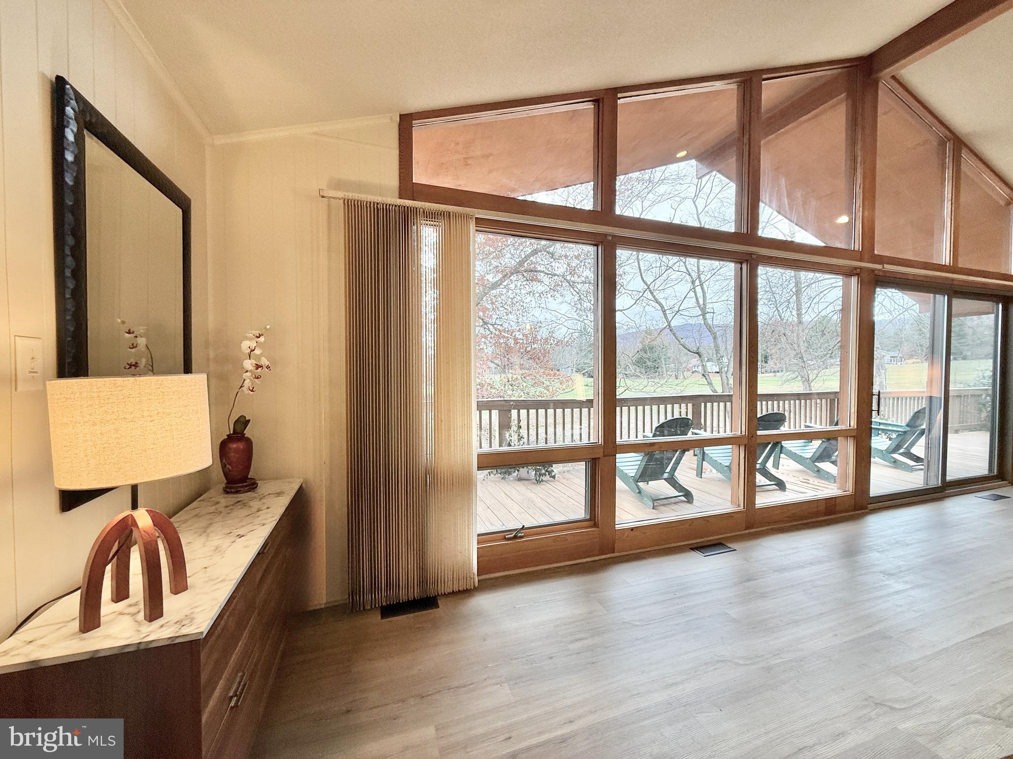 THE WOODS - Residential