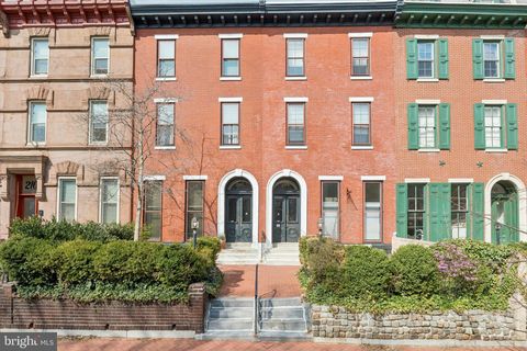 Condo For Rent - 2105 Green Street #3R<br/> PHILADELPHIA, PA 19130