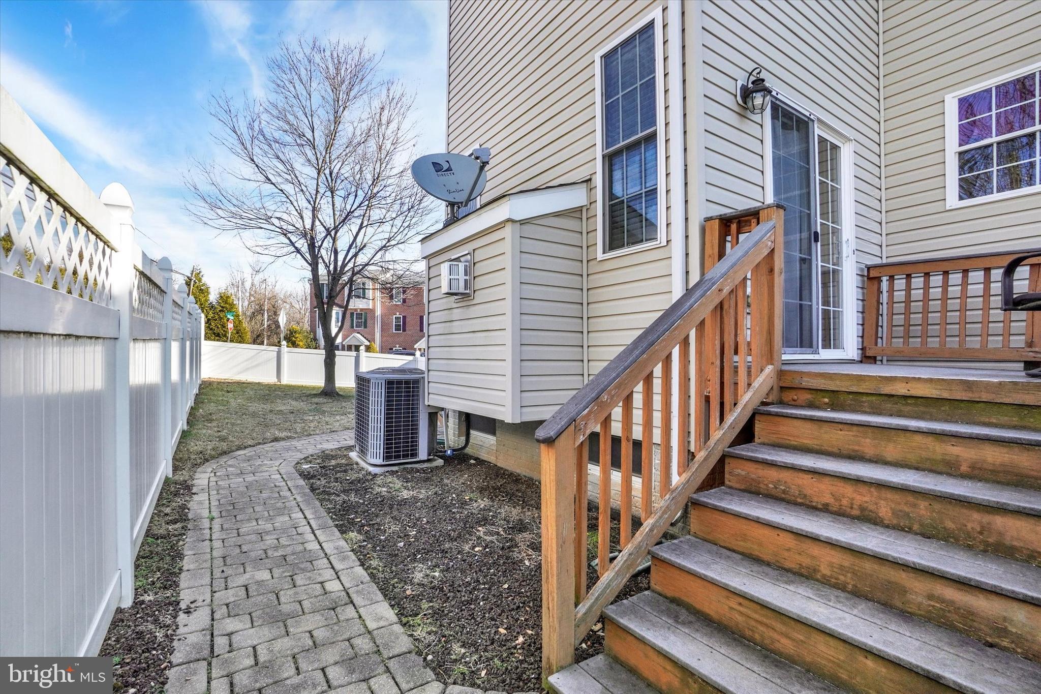 TRAIL VIEW - Residential