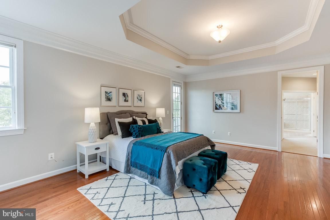 LANSDOWNE ON THE POTOMAC - Residential
