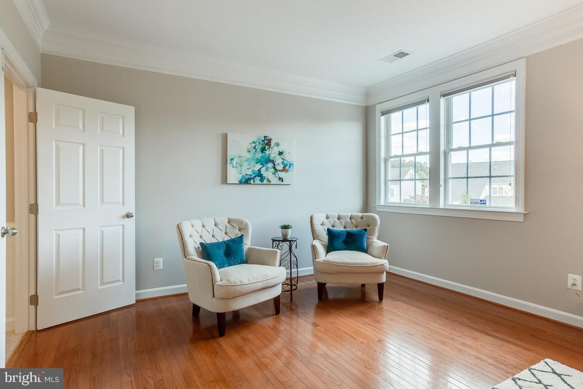 LANSDOWNE ON THE POTOMAC - Residential