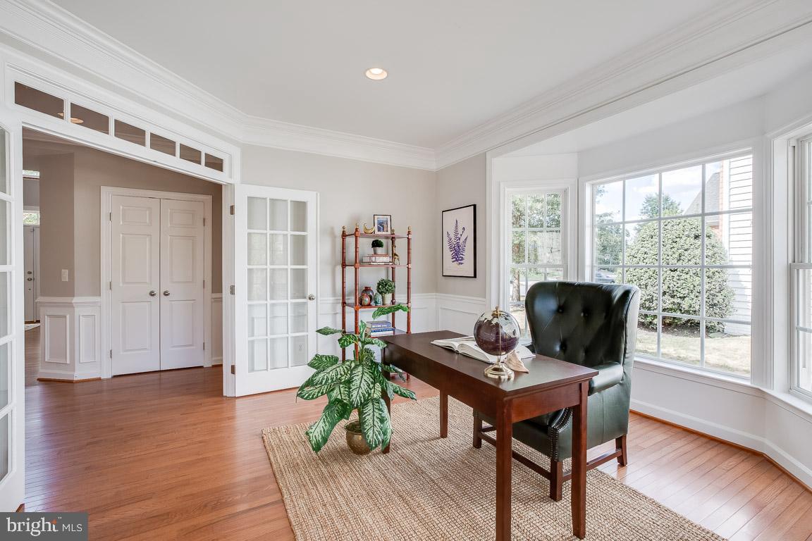 LANSDOWNE ON THE POTOMAC - Residential