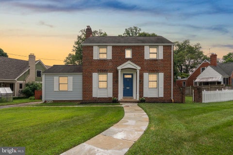 Homes For Sale - 10511 Lorain Avenue<br/> Montgomery County, SILVER SPRING, MD 20901