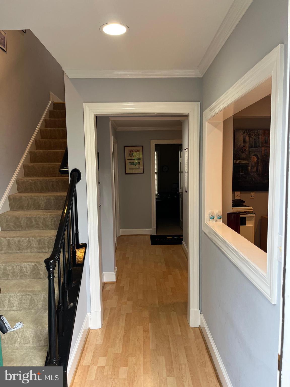 KENSINGTON - Commercial Lease