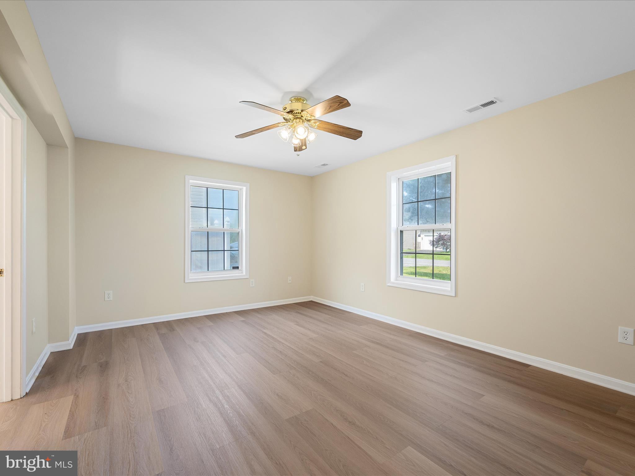 SYCAMORE VILLAGE - Residential