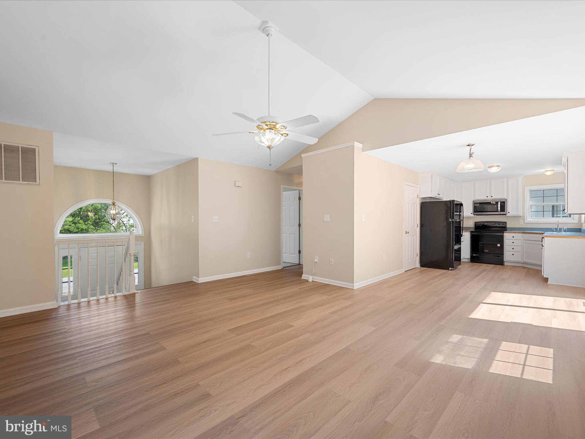 SYCAMORE VILLAGE - Residential