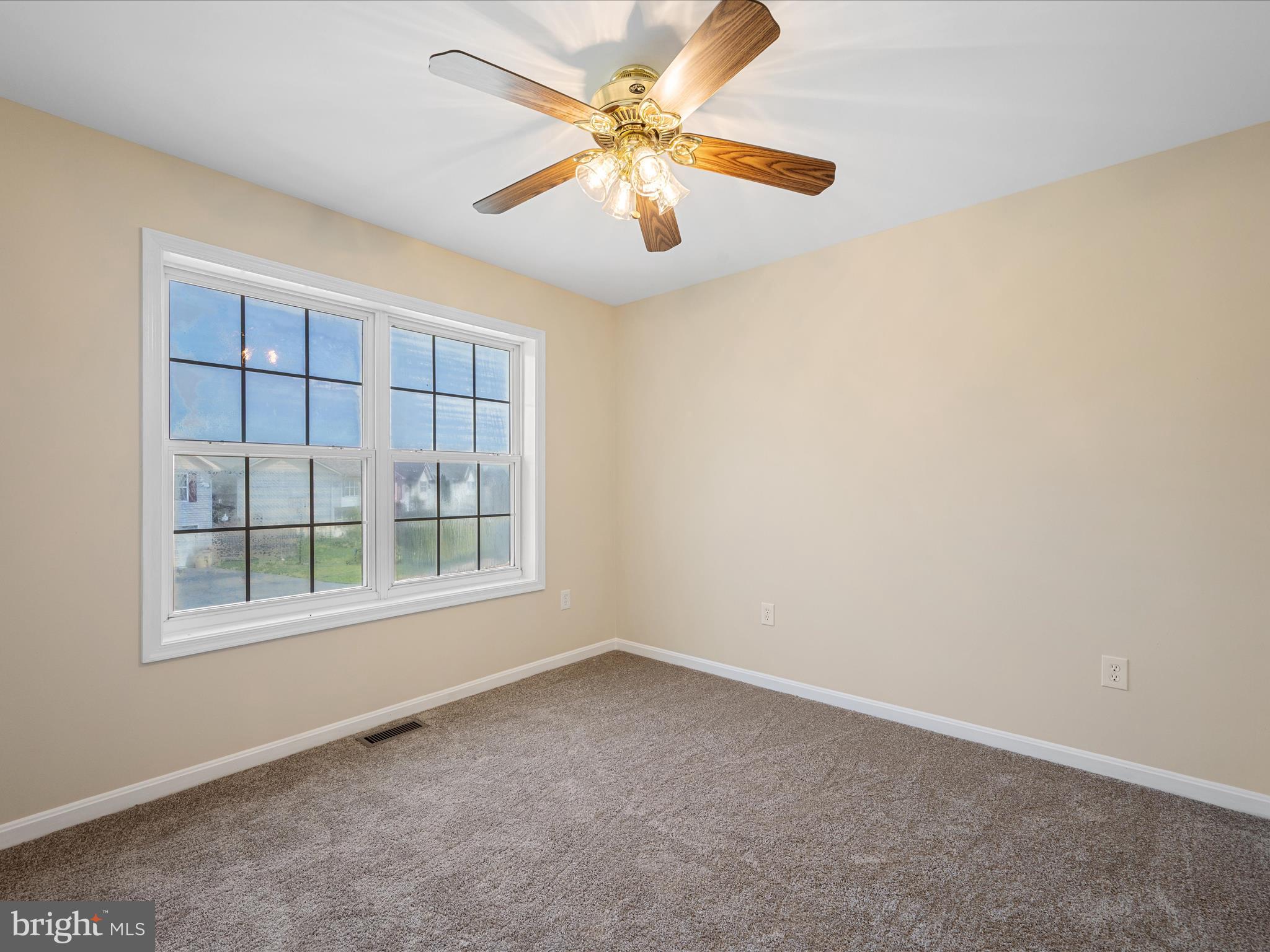 SYCAMORE VILLAGE - Residential