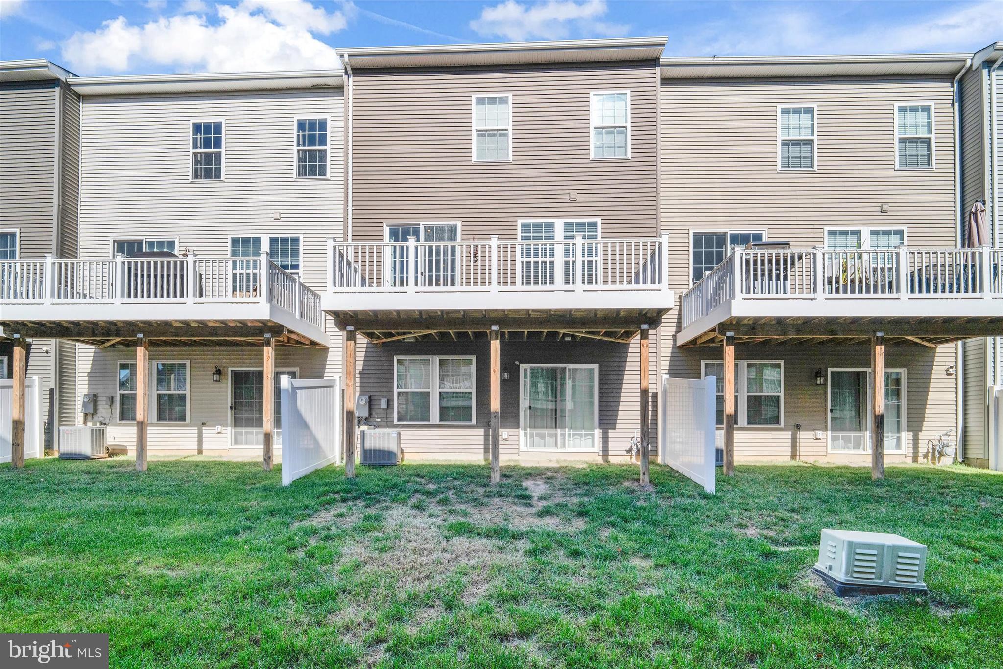 SMITH HOME FARM - Residential Lease