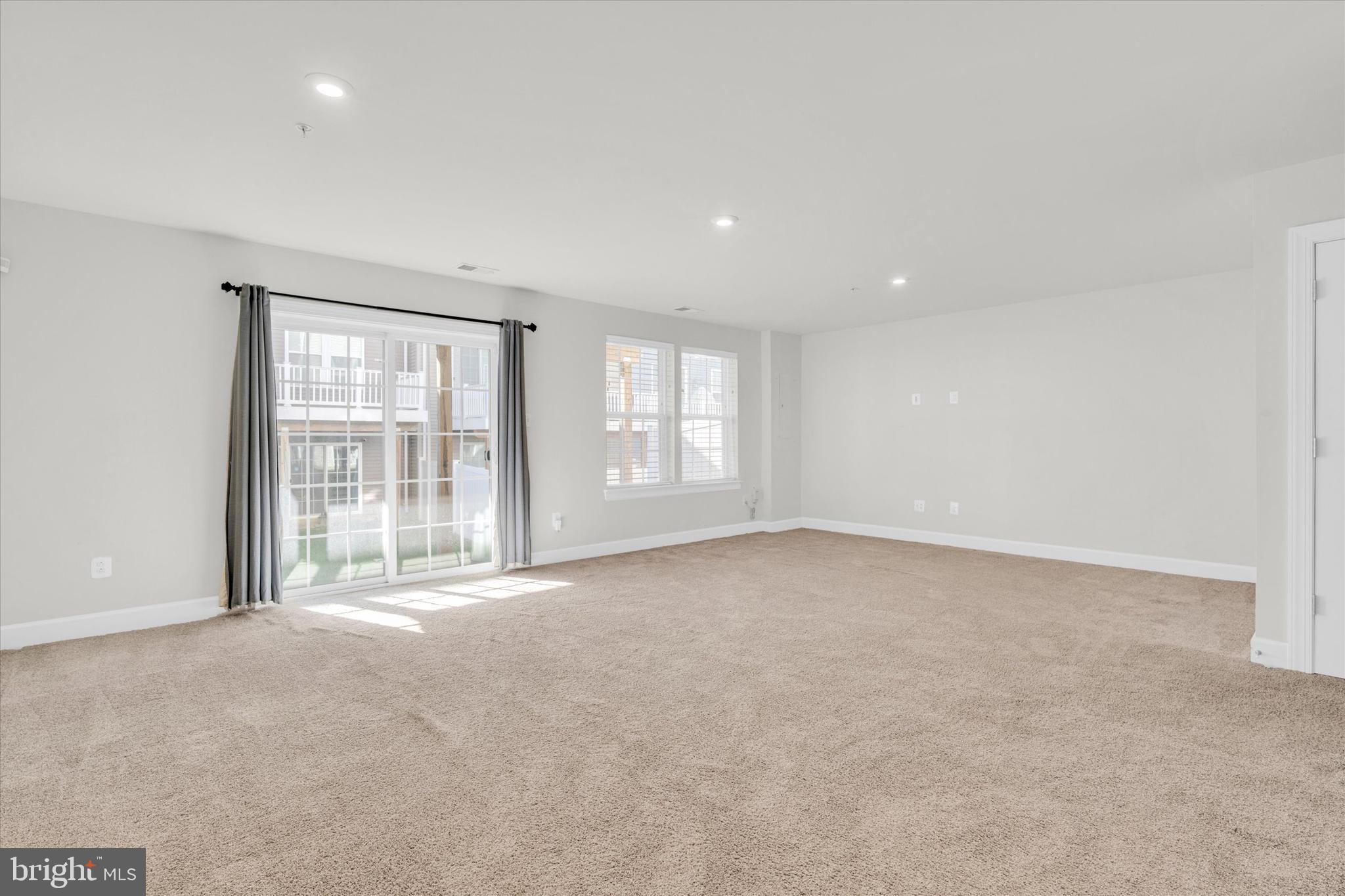 SMITH HOME FARM - Residential Lease