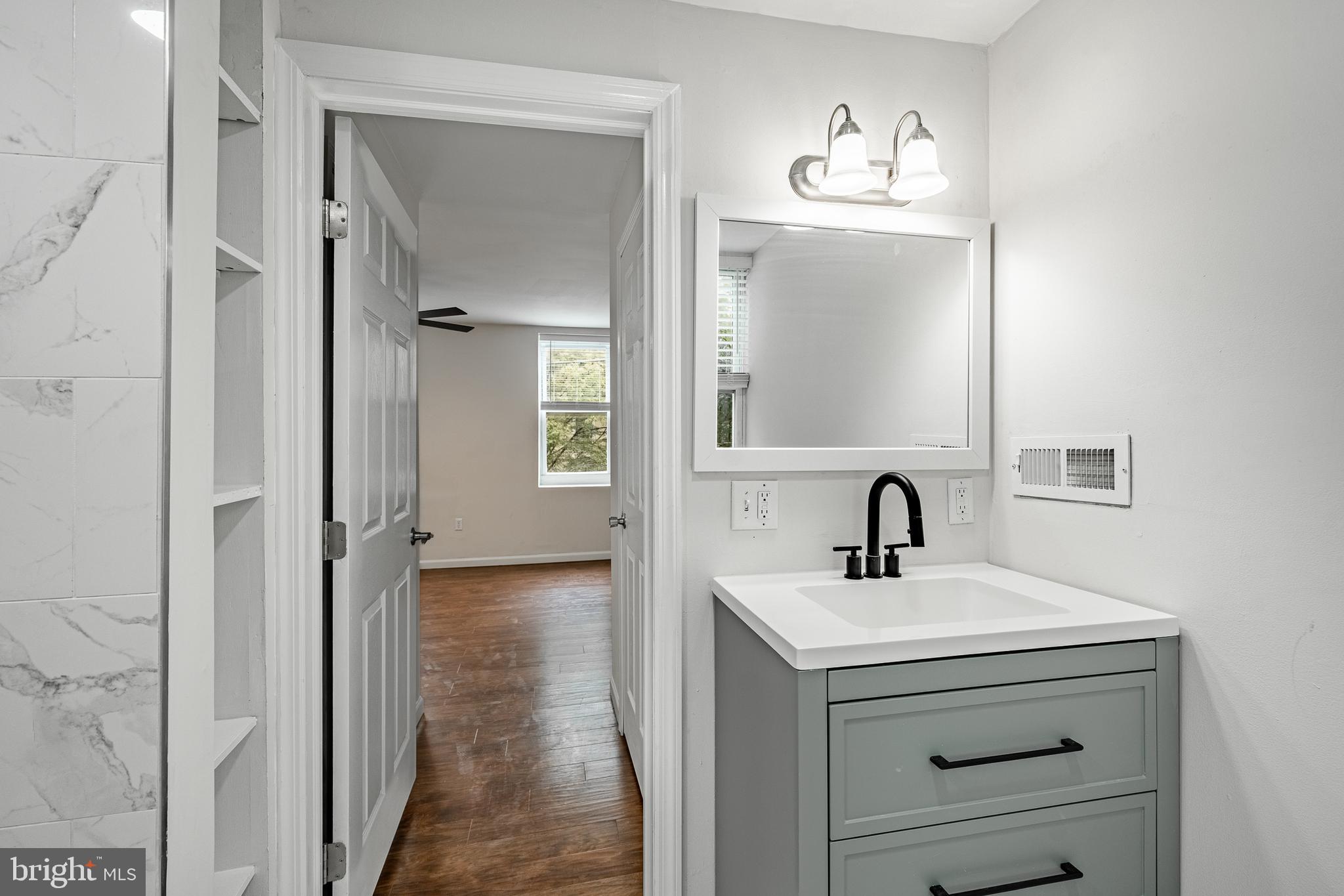 FAIRMOUNT - Residential