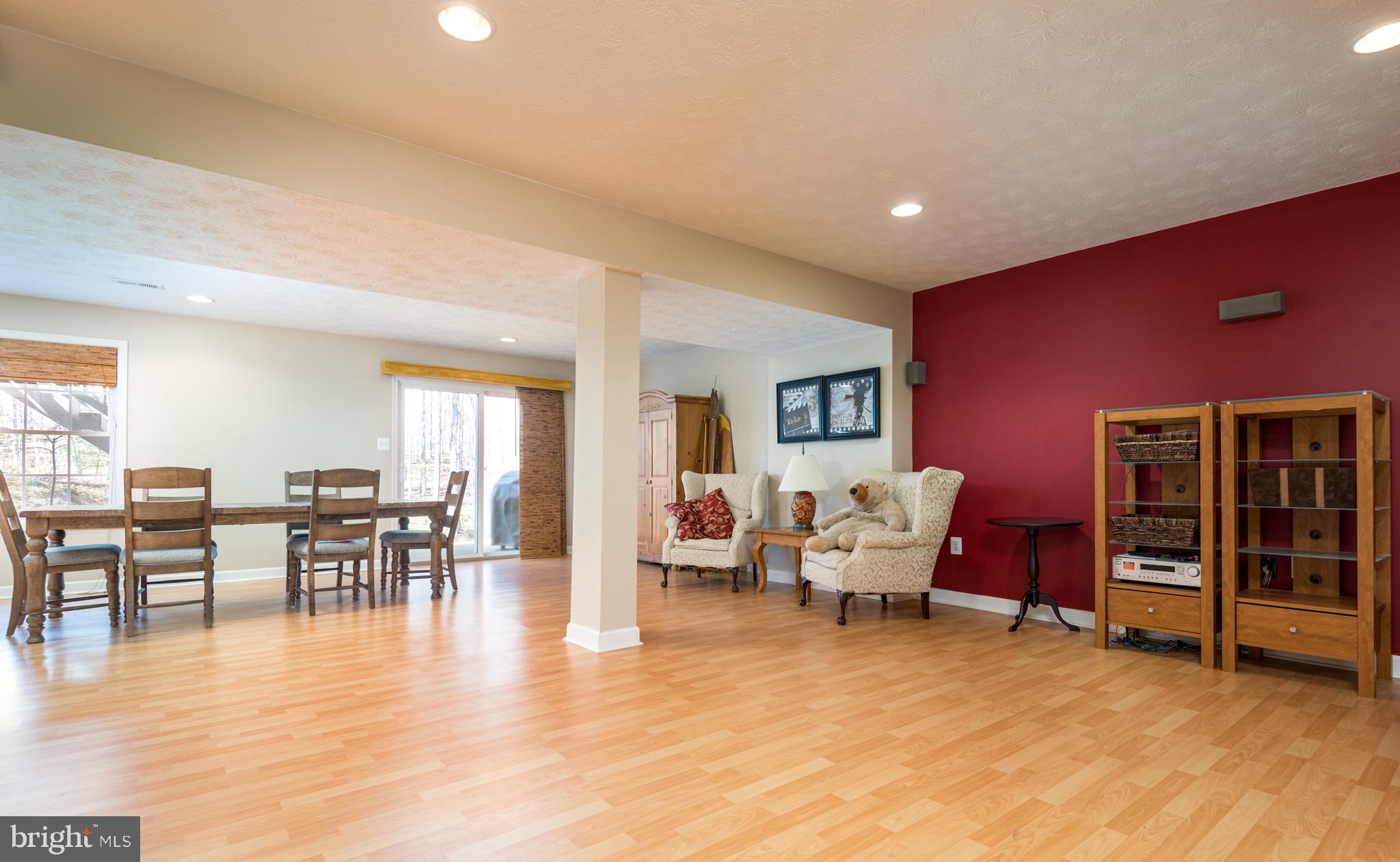 SOUTH WALES - Residential