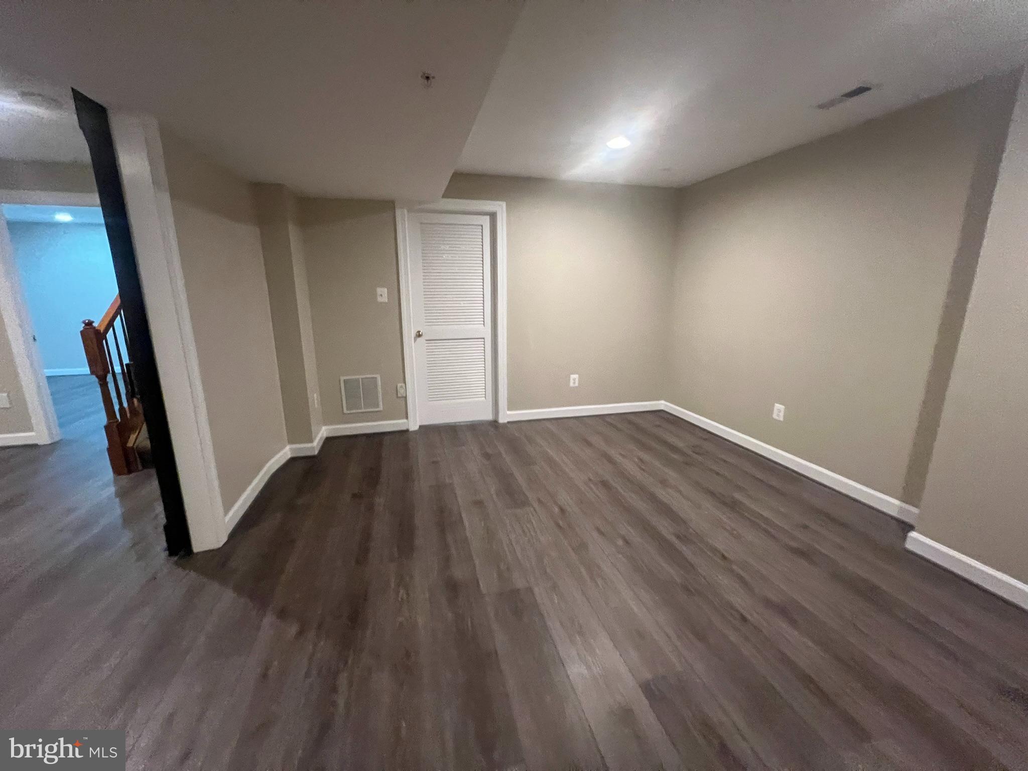 CLARKSBURG VILLAGE - Residential Lease