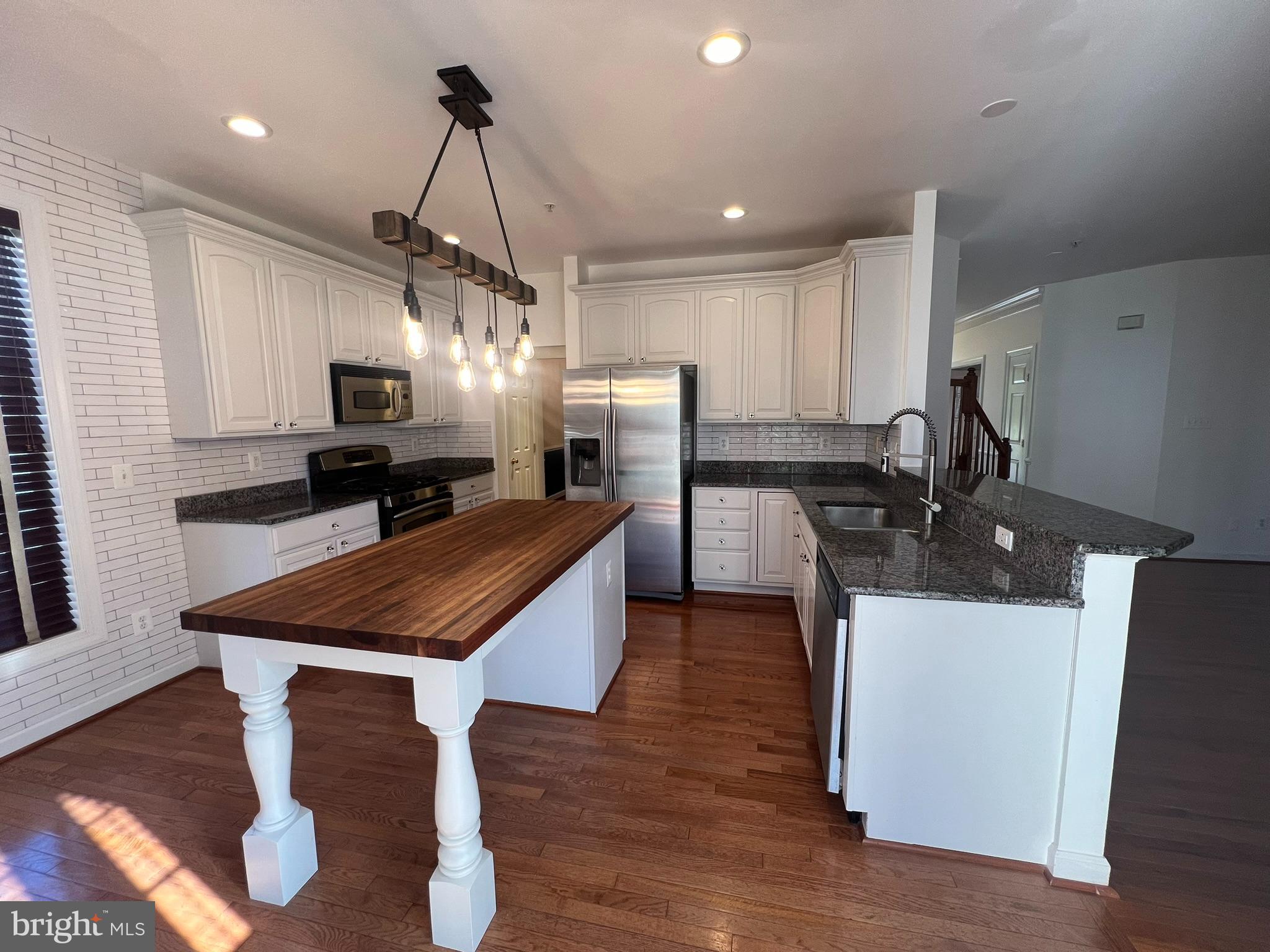 CLARKSBURG VILLAGE - Residential Lease