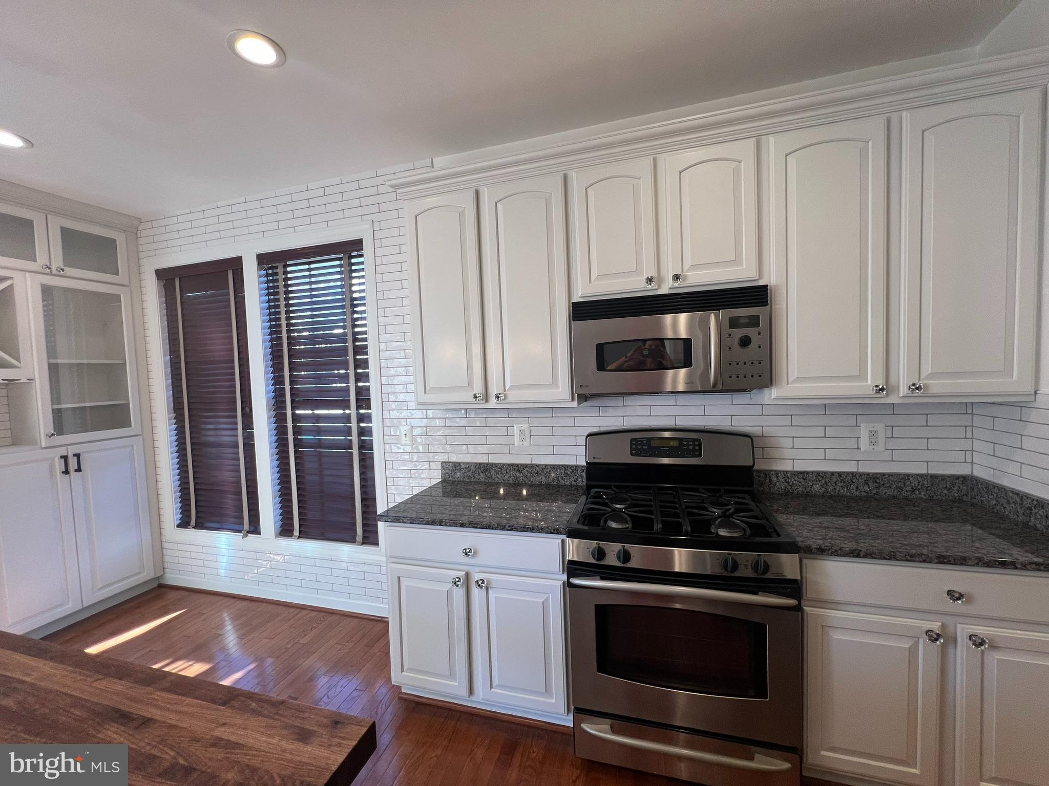 CLARKSBURG VILLAGE - Residential Lease