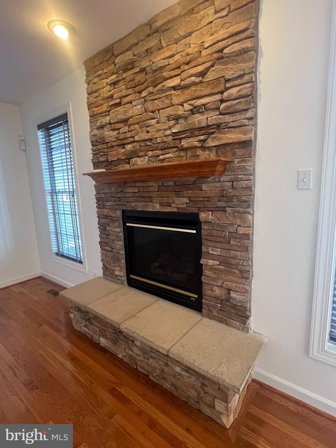 CLARKSBURG VILLAGE - Residential Lease