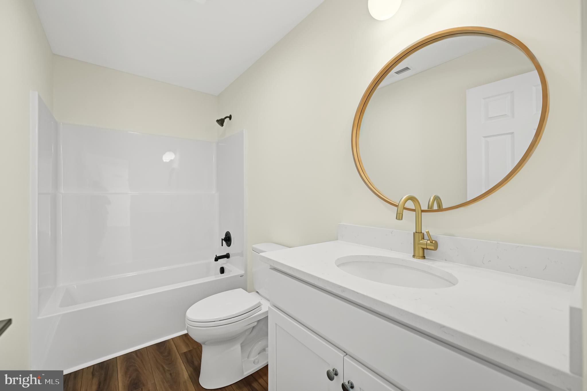 CEDAR POINT - Residential