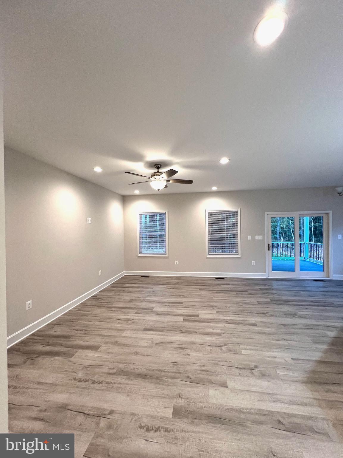 WESTMORELAND SHORES - Residential