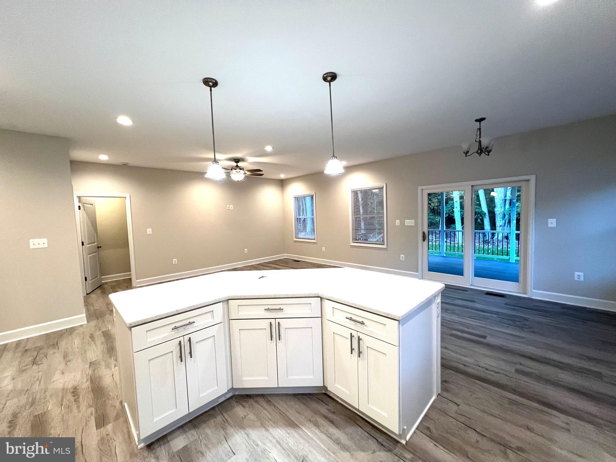 WESTMORELAND SHORES - Residential