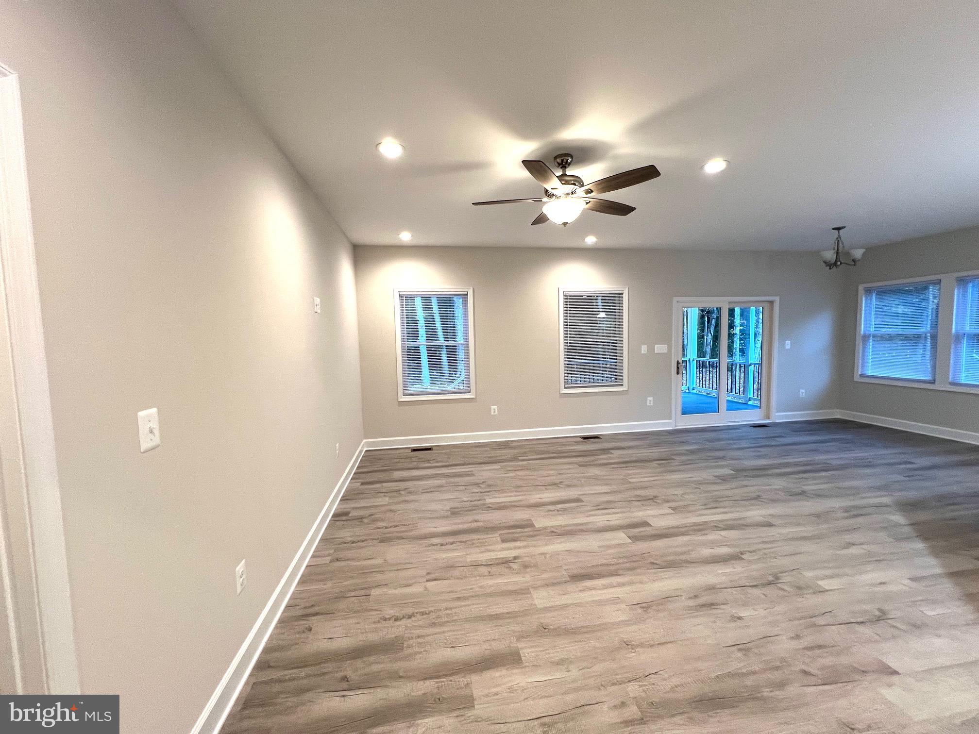 WESTMORELAND SHORES - Residential