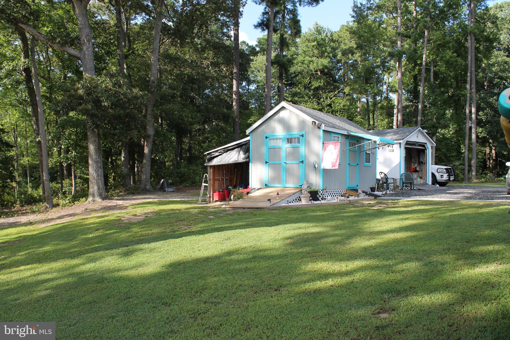 PINE HARBOR EST - Residential