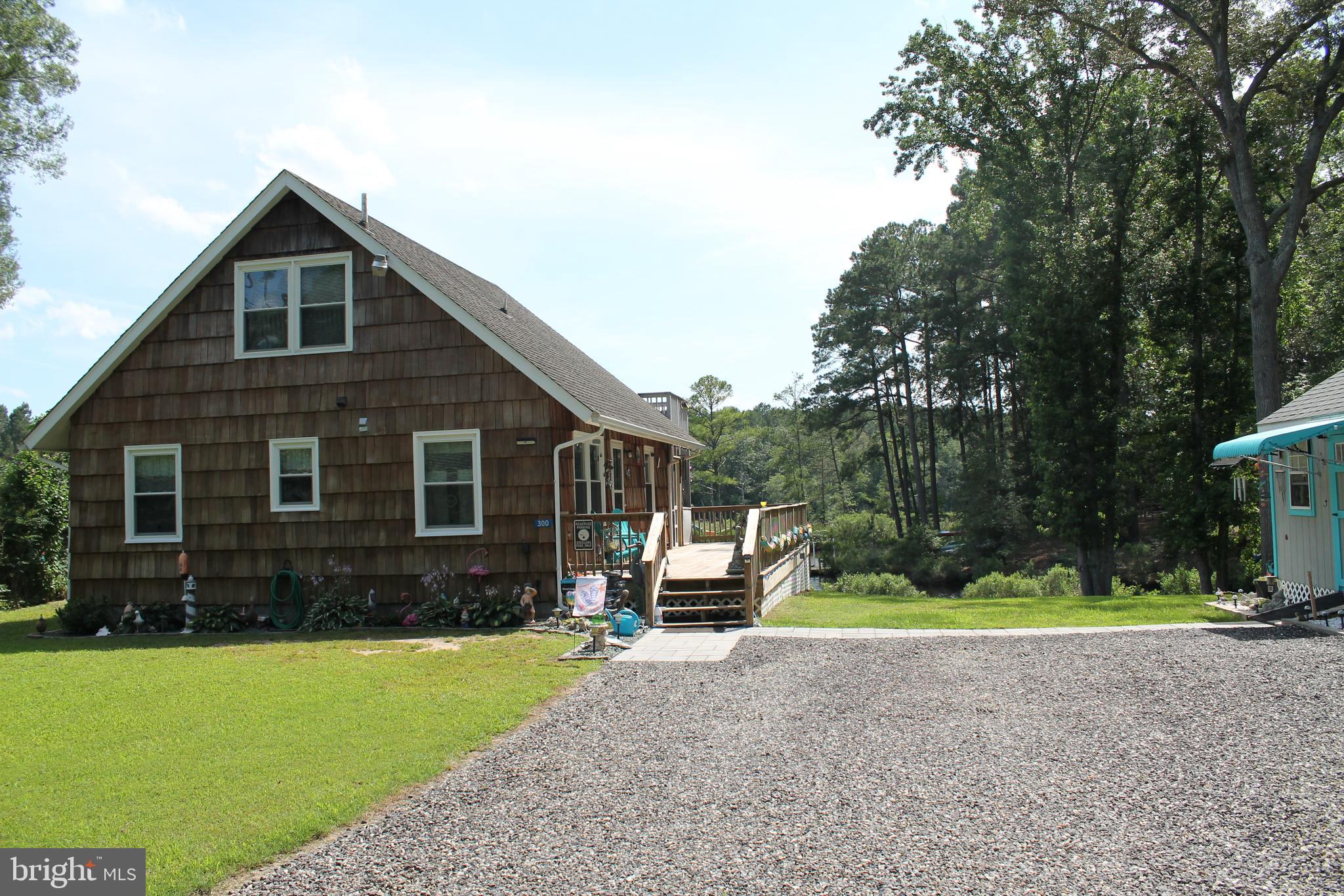 PINE HARBOR EST - Residential