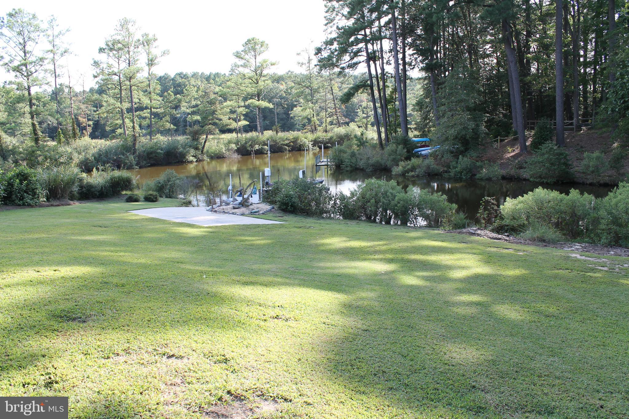 PINE HARBOR EST - Residential