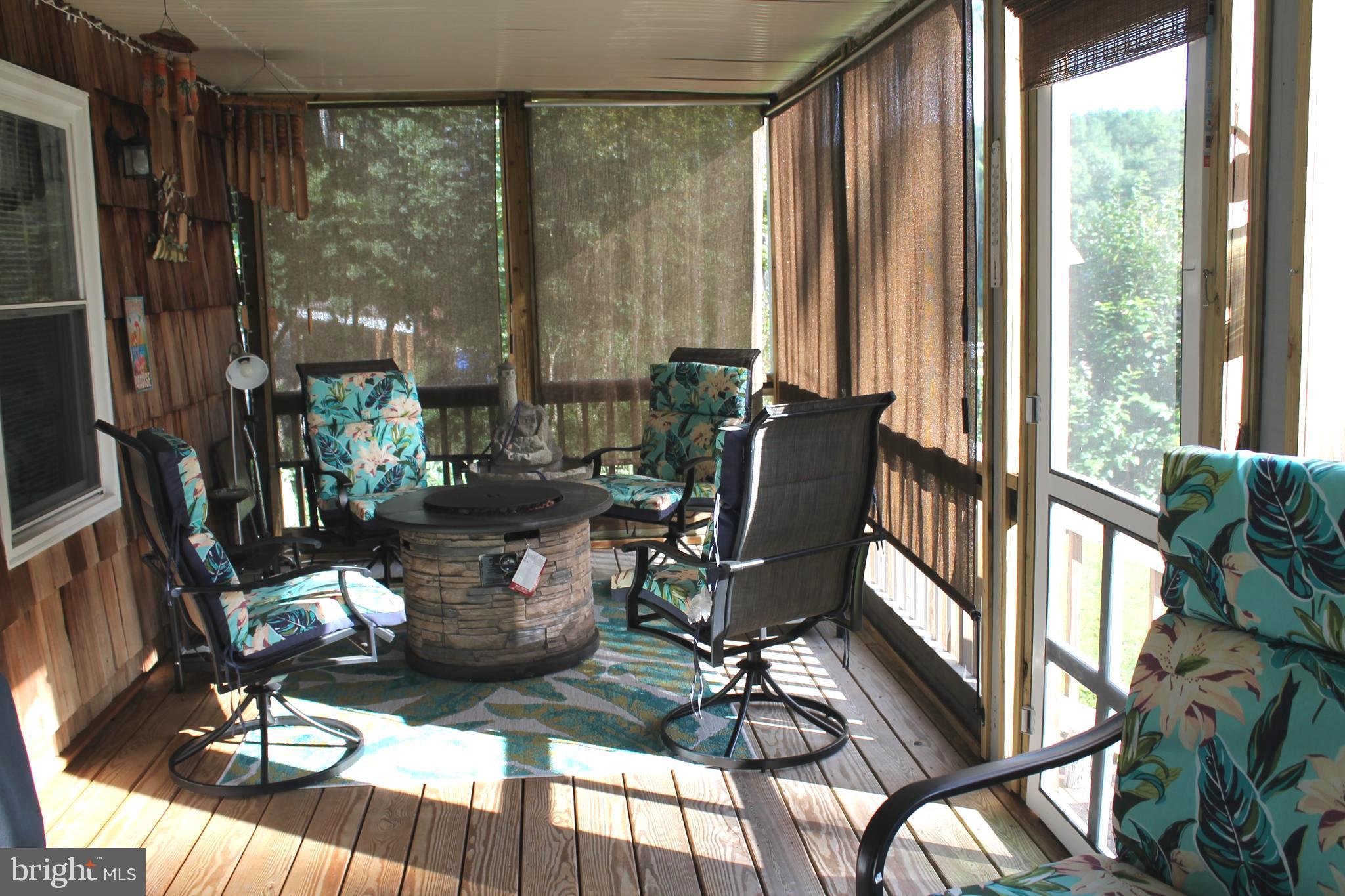 PINE HARBOR EST - Residential