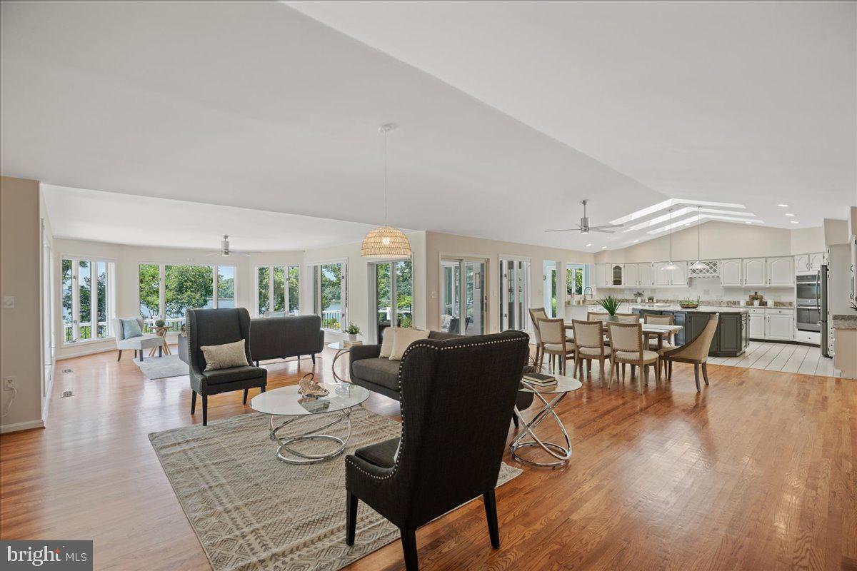 SPOUT FARM - Residential