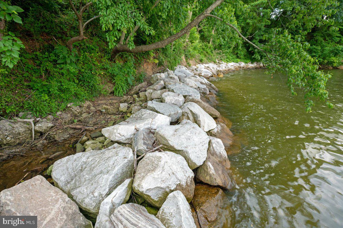 SPOUT FARM - Residential