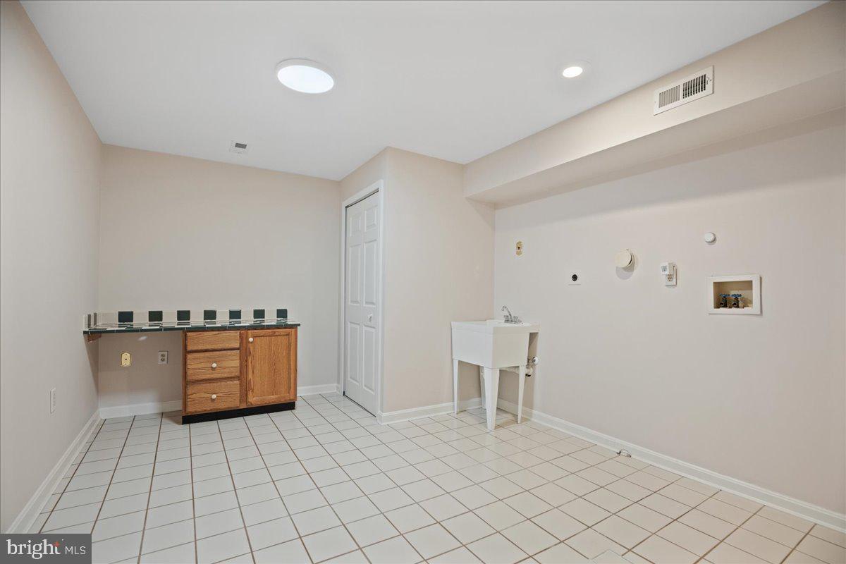 SPOUT FARM - Residential