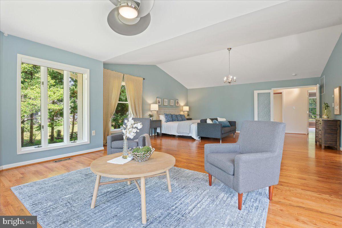 SPOUT FARM - Residential