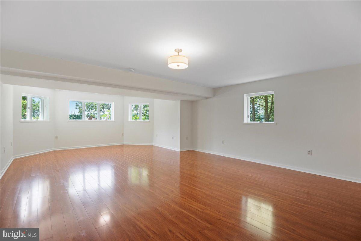 SPOUT FARM - Residential